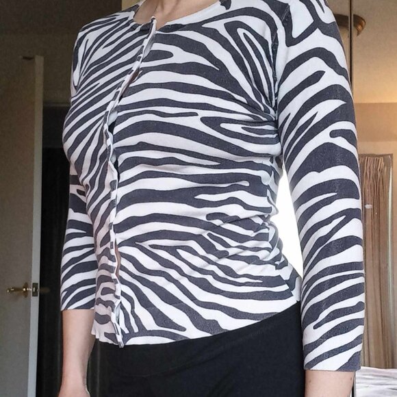 Zebra print cardigan - size Medium - Picture 2 of 5